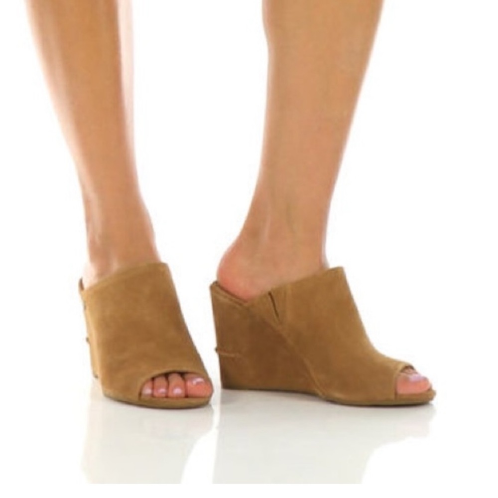 UGG Lively Excalibur Women's Peep Toe Wedge Slide Sandals Chestnut / Typo